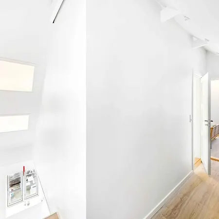 Vila Townhouse In With Sustainability At Heart *