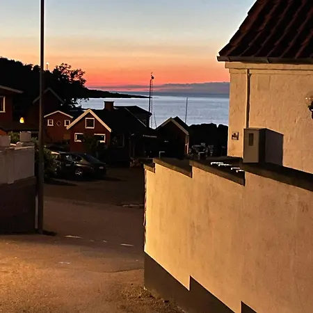 Townhouse In With Sustainability At Heart Allinge-Sandvig